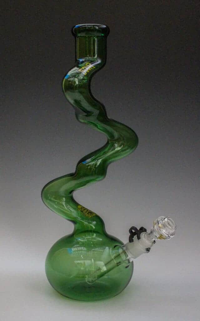 Sour Glass Skinny Twist 15" green Sour Glass Skinny Twist 15" green